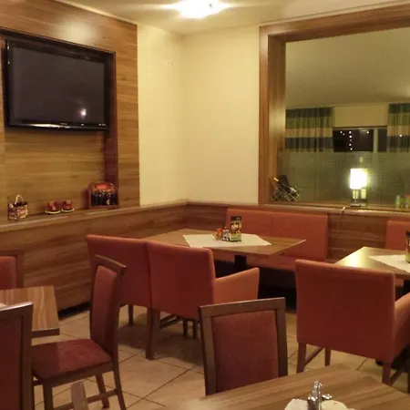 A Restauracia Harmonia * Ostratice